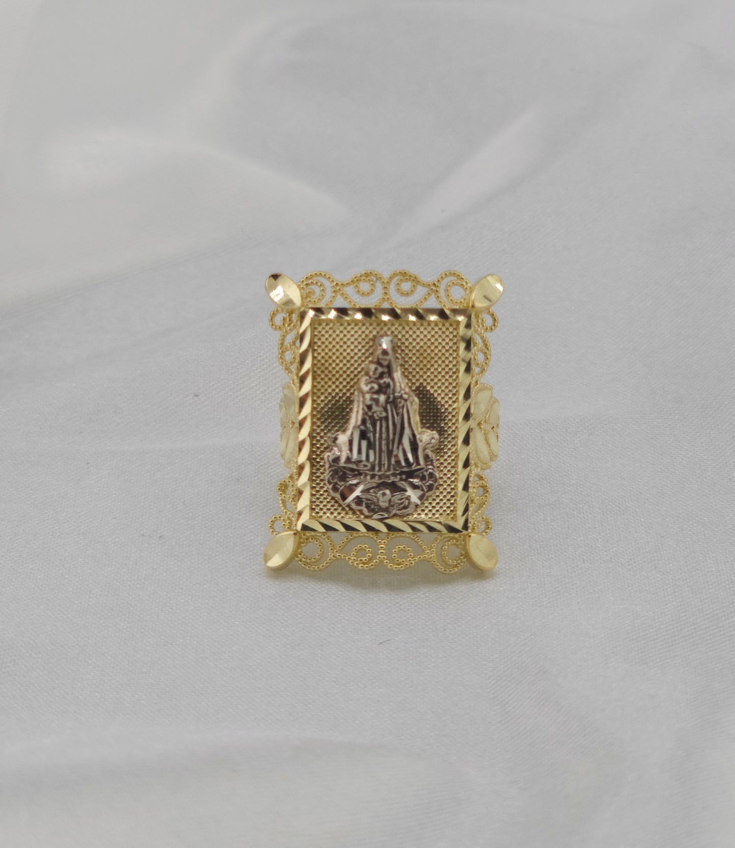 Caridad del Cobre Ring 10kt