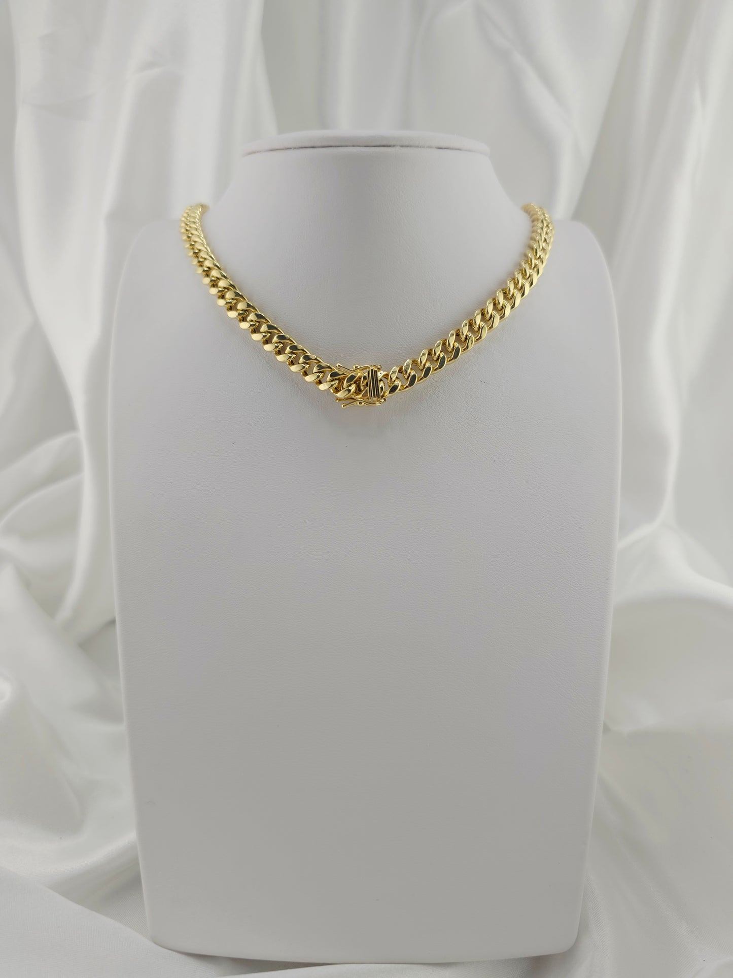 Cuban hollow chain 10kt